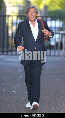 Nigel Havers fuori ITV Studios con: Nigel Havers dove: Londra, Regno Unito quando: 24 Ago 2016 Foto Stock