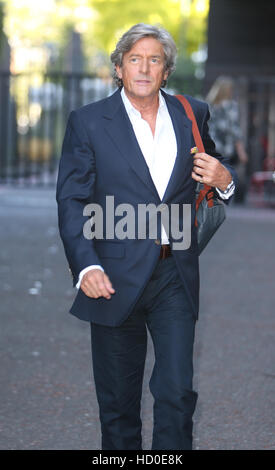 Nigel Havers fuori ITV Studios con: Nigel Havers dove: Londra, Regno Unito quando: 24 Ago 2016 Foto Stock