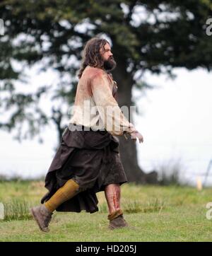 Sam Heughan e cast film Battaglia di Culloden scene per 'Outlander' dotate di: Sam Heughan dove: Scozia, Regno Unito quando: 25 Ago 2016 Foto Stock