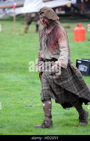 Sam Heughan e cast film Battaglia di Culloden scene per 'Outlander' dotate di: Sam Heughan dove: Scozia, Regno Unito quando: 25 Ago 2016 Foto Stock