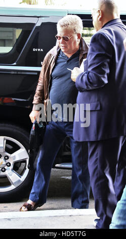 William Shatner partono dall'Aeroporto Internazionale di Los Angeles (LAX) dotata di: William Shatner dove: Los Angeles, California, Stati Uniti quando: 09 Set 2016 Foto Stock