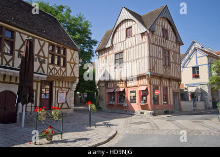 La struttura di legno edifici Provins Foto Stock