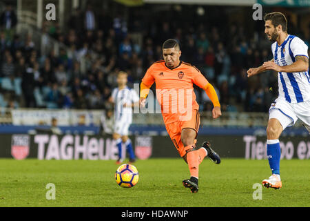 San Sebastian, Gipuzcoa, Spagna. 10 dicembre, 2016. Valencia Bakkali avanti in azione durante la Liga Santander match tra Real Sociedad v Valencia CF Credito: Alvaro Campo/Alamy Live News Foto Stock