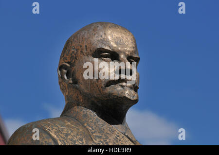 Leninstatue, Zapf-Umzuege, Brommystrasse, Kreuzberg di Berlino, Deutschland Foto Stock