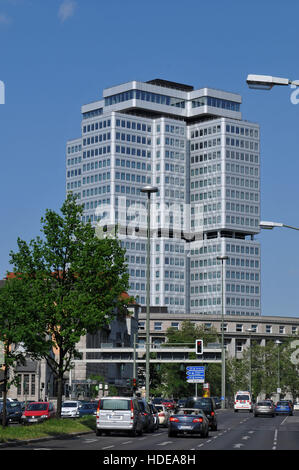 Hochhaus, Deutsche Rentenversicherung, Hohenzollerndamm, Wilmersdorf, Berlino, Deutschland Foto Stock