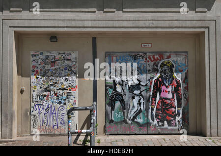 Eingangstuer, Berghain, Am Wriezener Bahnhof, Friedrichshain di Berlino, Deutschland Foto Stock