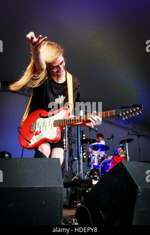 Manicomi, Villaggio Verde Musica e Arts Festival, Southend-on-Sea, Essex © Clarissa Debenham / Alamy Foto Stock