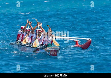 Hawaiki Nui Va' a, del campionato del mondo di Canoa gara 2016, vicino a Raiatea, Isole della Società, Polinesia francese, South Pacific Oceania Foto Stock