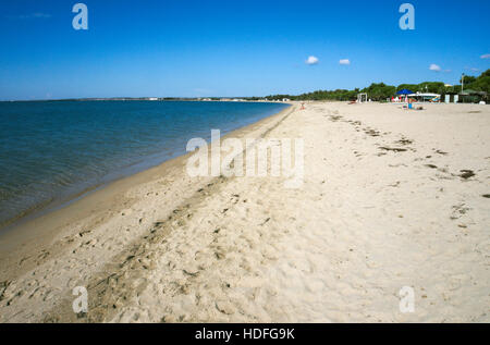 La spiaggia di Torre Grande o Torregrande, provincia di Oristano, Sardegna, Italia Foto Stock