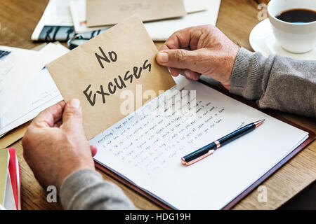 Non ci sono scuse denaro concetto bassa Foto Stock