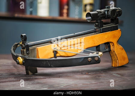 Crossbow, armi la produzione di braccio. Foto Stock