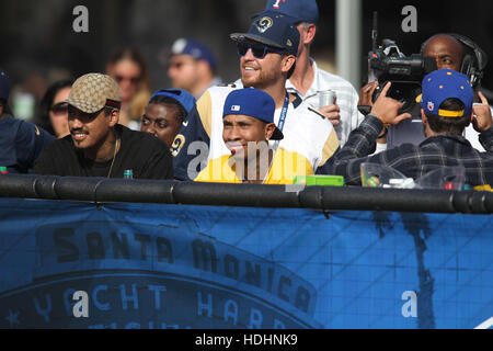 Domenica 9 ottobre, 2016; celebrità a Rams gioco. Le fatture della Buffalo ha sconfitto il Los Angeles Rams dal punteggio finale 30-19 presso il Los Angeles Memorial Coliseum di Los Angeles, CA. Dotato di: Tyga dove: Los Angeles, California, Stati Uniti quando: 10 Ott Foto Stock