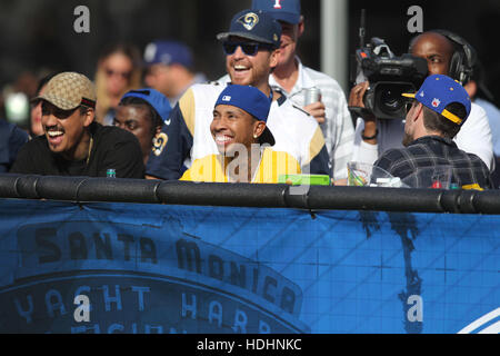 Domenica 9 ottobre, 2016; celebrità a Rams gioco. Le fatture della Buffalo ha sconfitto il Los Angeles Rams dal punteggio finale 30-19 presso il Los Angeles Memorial Coliseum di Los Angeles, CA. Dotato di: Tyga dove: Los Angeles, California, Stati Uniti quando: 10 Ott Foto Stock