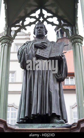 Statua di Martin Lutero a Wittenberg, Germania Foto Stock