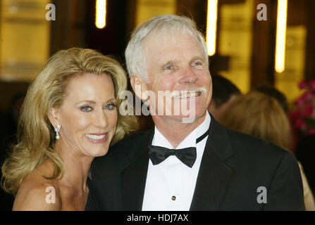 Ted Turner Rebecca Stewart alla Academy Awards in Hollywood, la California il 29 febbraio 2004. Photo credit: Francesco Specker Foto Stock