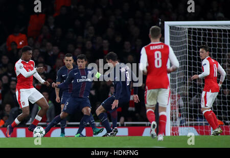 Londra, Inghilterra - Novembre 23 2016: durante il match di Champions League tra Arsenal e Paris Saint-Germain a Emirates Stadium Foto Stock