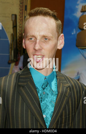 Ewen Bremner alla premiere per il film di Disney, ' il giro del mondo in 80 giorni" al El Capitan theater in Hollywood, la California il 13 giugno 2004. Photo credit: Francesco Specker Foto Stock