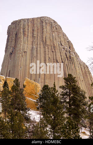 Devils Tower Wyoming neve invernale Rock Butte Foto Stock