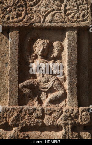 Bassorilievo nel tempio Airavatesvara, Darasuram,Tamil Nadu, India Foto Stock
