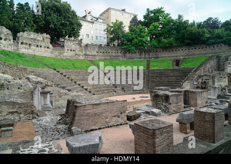 Il vecchio teatro romano di Trieste, in Italia. Foto Stock