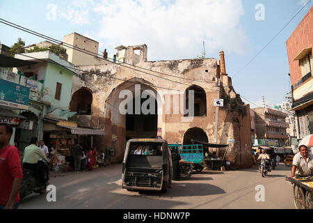 Vista di Delhi Gate , Ajmer India Foto Stock