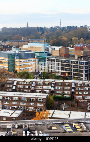 Vista di Londra dalla parte superiore della torre di arcata, a nord di Londra, Regno Unito, novembre 2013. L'edificio è stato rinnovato e ribattezzato Vantage Point. Foto Stock