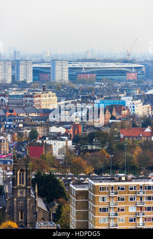 Vista di Emirates Stadium dalla parte superiore della torre di arcata, Nord di Londra Foto Stock