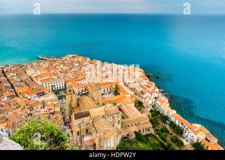 Veduta aerea di Cefalu, Italy. Foto Stock