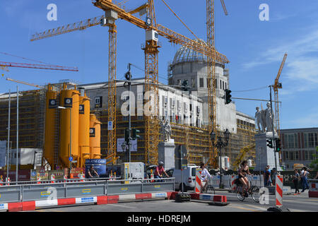 Stadtschloss, Schlossplatz Mitte di Berlino, Deutschland Foto Stock