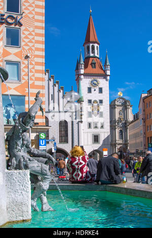 Il vecchio municipio di Marienplatz, Monaco di Baviera Foto Stock