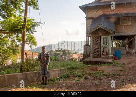 Architettura coloniale degli edifici a Freetown, in Sierra Leone Foto Stock