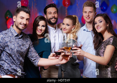 Ritratto di partito e il giovane equipaggio Foto Stock