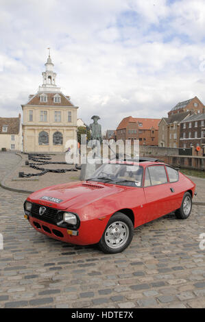 Lancia Fulvia Sport Zagato 1600 urban quayside ubicazione Foto Stock