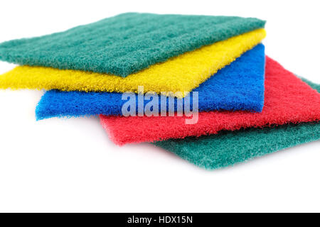 Spugna colorata spugnette su sfondo bianco Foto stock - Alamy