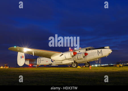 Avro Shackleton MR 2, WR963 di notte Foto Stock