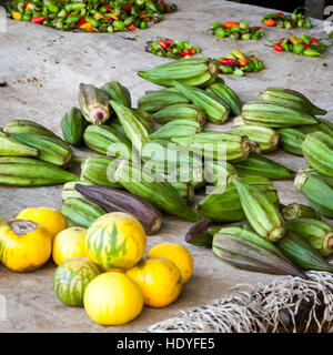 Verdure in un mercato di Sierra Leone Foto Stock