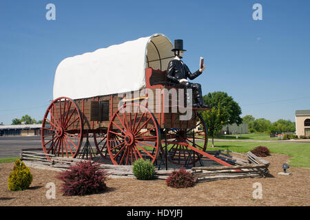 Il più grande carro coperto nel mondo a Lincoln Parkway, Lincoln, Logan County, Illinois, Stati Uniti d'America. Foto Stock