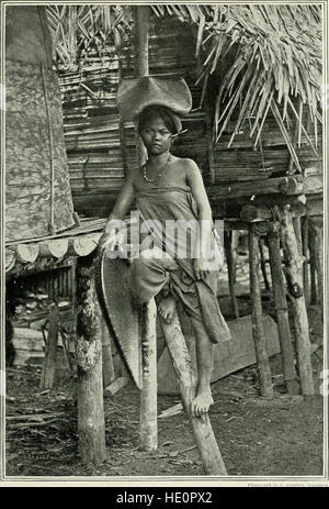 Le donne di tutte le nazioni, un record delle loro caratteristiche, abitudini e modi, dogane e influenza; (1908) Foto Stock