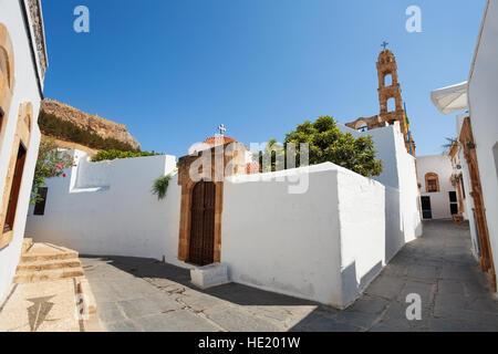 La bella architettura di antica Lindos, Grecia Foto Stock