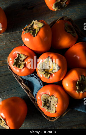 Materie organiche Perssimons arancione pronto a mangiare Foto Stock