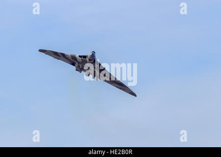 Avro Vulcan xh558 Visualizzazione della folla a Southport airshow di Foto Stock