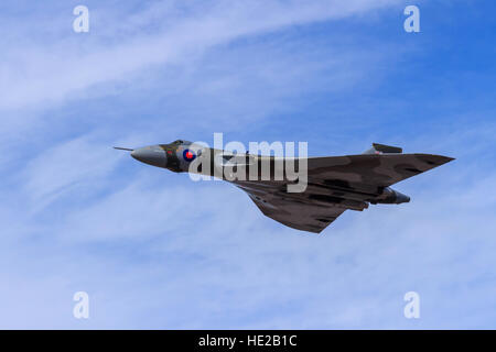 Avro Vulcan xh558 Visualizzazione della folla a Southport airshow di Foto Stock