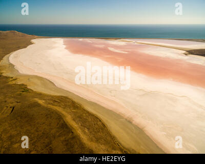 Rosa Koyashskoe Salt Lake in Crimea Foto Stock