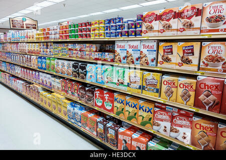 Florida Sanibel Island,Jerry's Foods,supermercato,negozio di alimentari,interno,scaffali,vendita mostra colazione cereali,General Mills,KIX Chex Tot Foto Stock