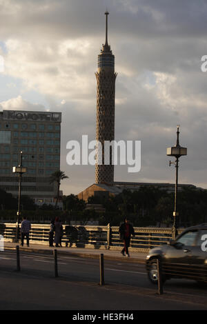 Il Cairo intorno al Qasr El Ponte sul Nilo dopo che ha piovuto, Il Cairo, Egitto Foto Stock