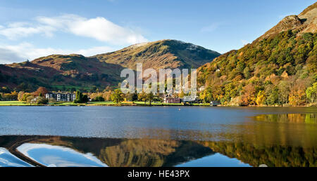 Glenridding villaggio sulla riva a Ullswater, inglese, Lake District, Cumbria, Inghilterra, Regno Unito. Foto Stock