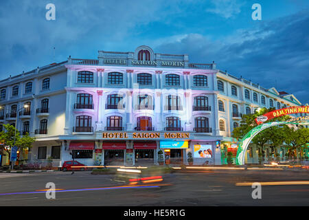 Hotel Saigon Morin al crepuscolo. Tinta, Vietnam. Foto Stock
