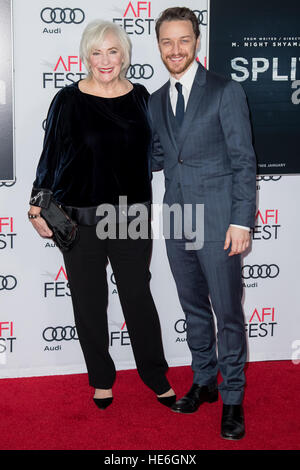 AFI FEST 2016 presentato da Audi - Screening di 'split' a TCL Chinese Theatre dotato di: Betty Buckley, James McAvoy dove: Hollywood, California, Stati Uniti quando: 15 Nov 2016 Foto Stock