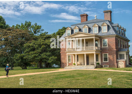 Shirley Plantation residenza principale fu completato nel 1738 sulle rive del fiume James in Virginia. Foto Stock