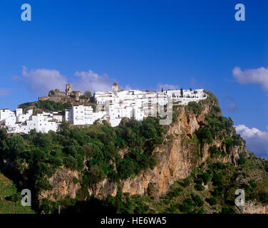 Casares villaggio bianco, Andalusia, Spagna Foto Stock